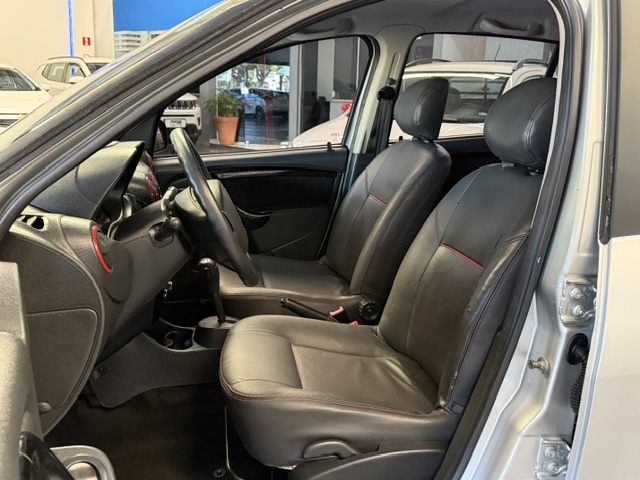 SANDERO STEPWAY 1.6 FLEX AUT