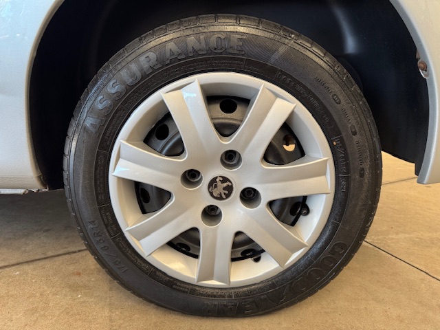 207 XR 1.4 8V FLEX 4P