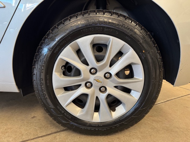 ONIX HATCH LT 1.0 12V FLEX